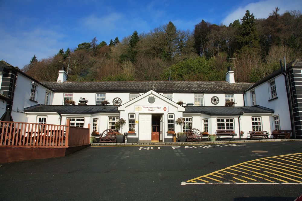 Woodenbridge Hotel Exterior photo